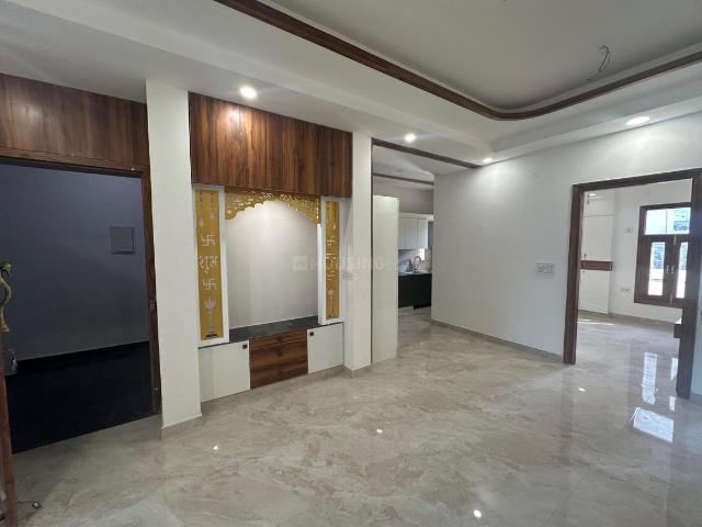 2 BHK Independent Builder Floor in Sector 91 for resale Faridabad. The reference number is 21339835