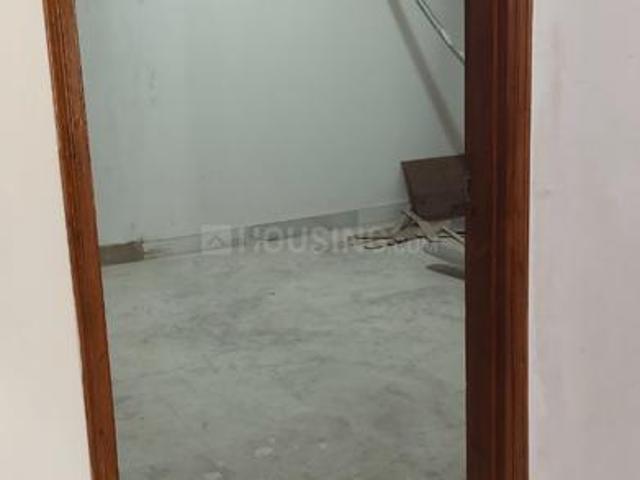 2 BHK Independent Builder Floor in Sector 100 for rent Noida. The reference number is 19302778