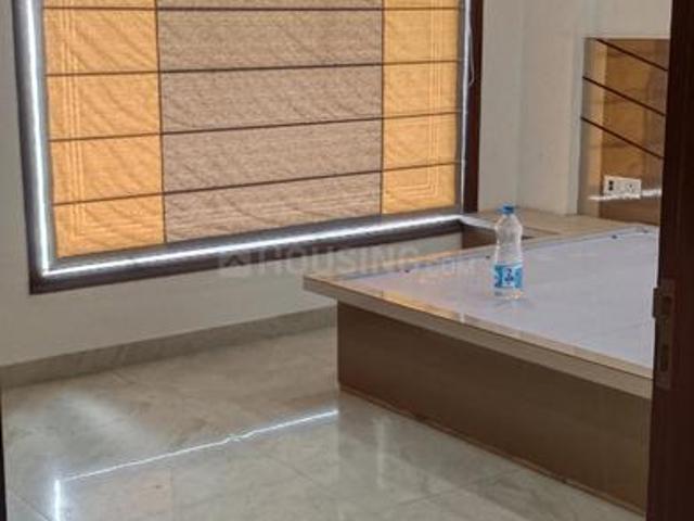 2 BHK Independent Builder Floor in Sector 104 for rent Noida. The reference number is 16958204