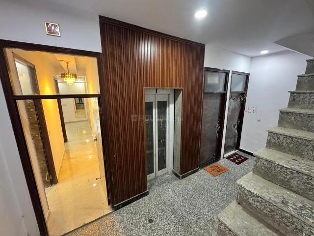 2 BHK Independent Builder Floor in Sector 104 for resale Gurgaon. The reference number is 20503283