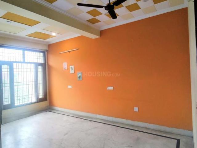 2 BHK Independent Builder Floor in Sector 105 for rent Noida. The reference number is 15226195