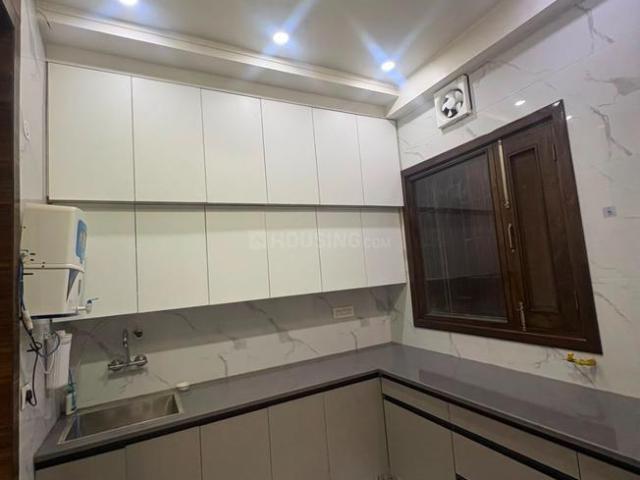 2 BHK Independent Builder Floor in Sector 105 for rent Noida. The reference number is 21083175