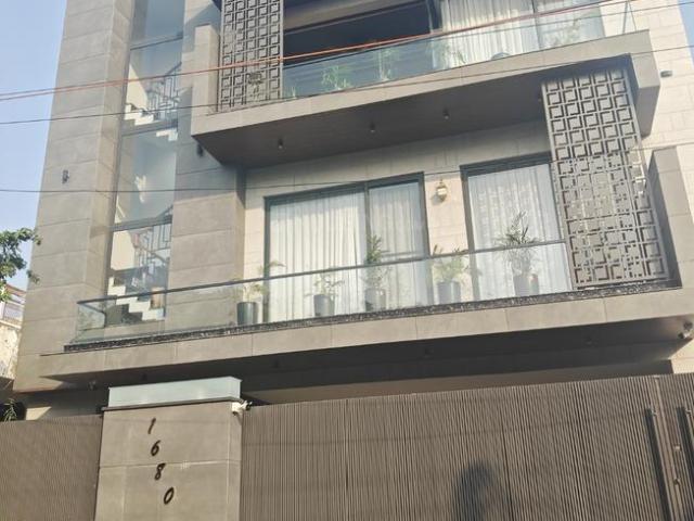 2 BHK Independent Builder Floor in Sector 10 for rent Panchkula. The reference number is 19966576