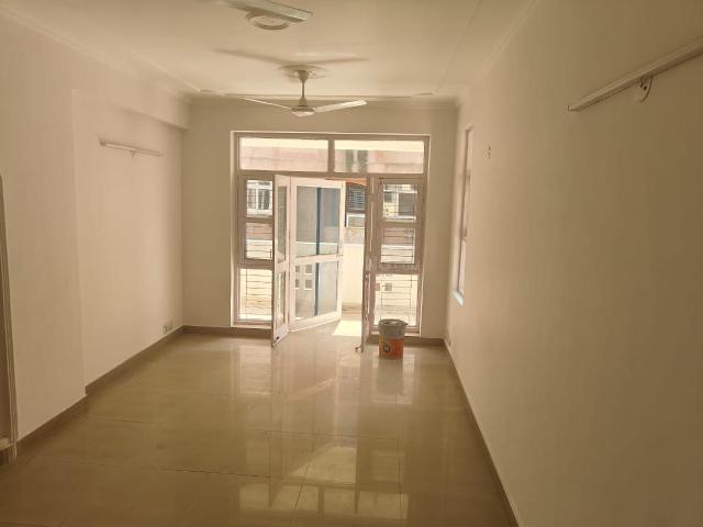 2 BHK Independent Builder Floor in Sector 10A for resale Gurgaon. The reference number is 18641589