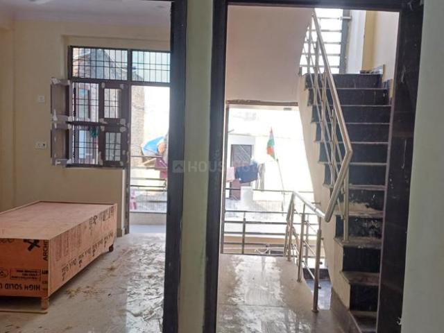 2 BHK Independent Builder Floor in Sector 12 for rent Noida. The reference number is 21340857