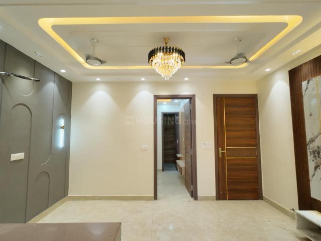 2 BHK Apartment in Dwarka Mor for resale New Delhi. The reference number is 19774436