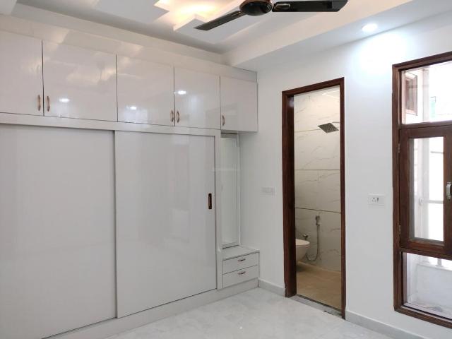 2 BHK Independent Builder Floor in Sector 15 Dwarka for resale New Delhi. The reference number is 19951581
