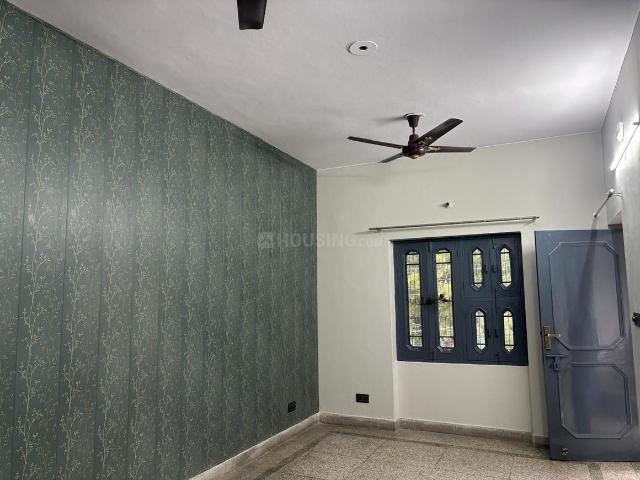 2 BHK Independent Builder Floor in Sector 16 for rent Faridabad. The reference number is 18684013