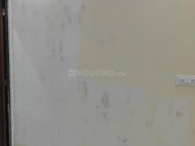 2 BHK Independent Builder Floor in Sector 16 Rohini for rent New Delhi. The reference number is 16664384
