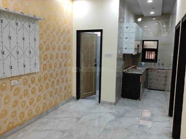 2 BHK Independent Builder Floor in Sector 16 Rohini for resale New Delhi. The reference number is 17722314