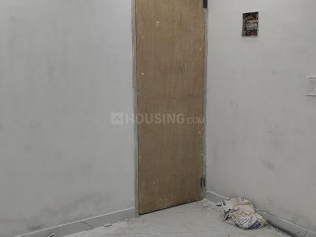 2 BHK Independent Builder Floor in Sector 16 Rohini for resale New Delhi. The reference number is 18383943