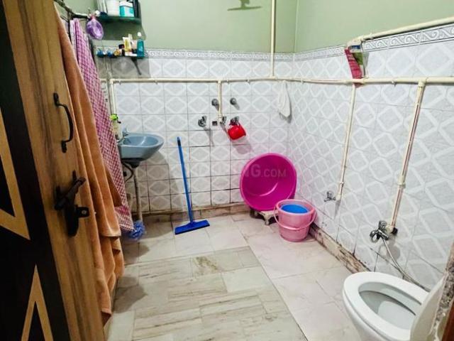 2 BHK Independent Builder Floor in Sector 16 Rohini for resale New Delhi. The reference number is 19876304