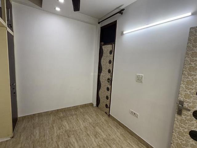2 BHK Independent Builder Floor in Sector 19 Dwarka for rent New Delhi. The reference number is 20296809