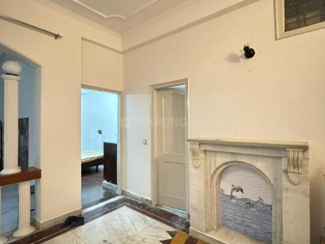 2 BHK Independent Builder Floor in Sector 23 for rent Gurgaon. The reference number is 20611975