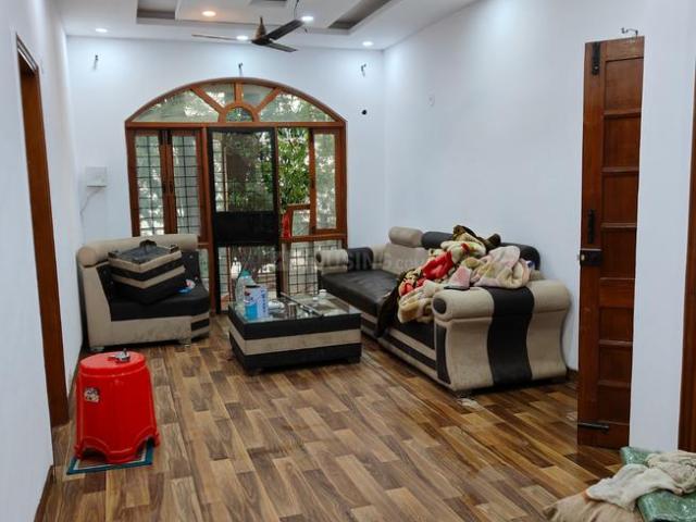 2 BHK Independent Builder Floor in Sector 23 for rent Gurgaon. The reference number is 20802518