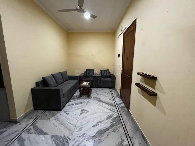 2 BHK Independent Builder Floor in Sector 23A for rent Gurgaon. The reference number is 20667538