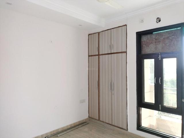 2 BHK Independent Builder Floor in Sector 23B Dwarka for rent New Delhi. The reference number is 21203635