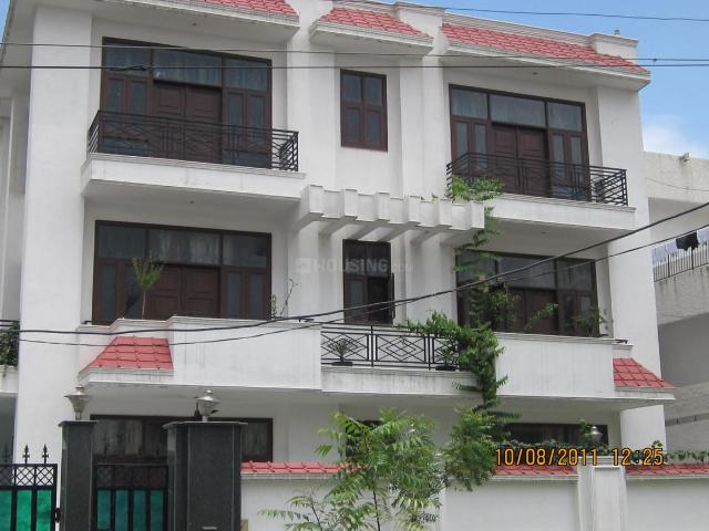 2 BHK Independent Builder Floor in Sector 21A for rent Faridabad. The reference number is 13039560