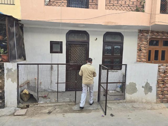 2 BHK Independent Builder Floor in Sector 21D for resale Faridabad. The reference number is 13904772