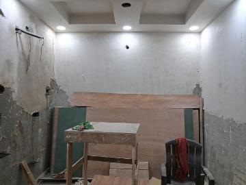 2 BHK Independent Builder Floor in Deenpur for resale New Delhi. The reference number is 20347030