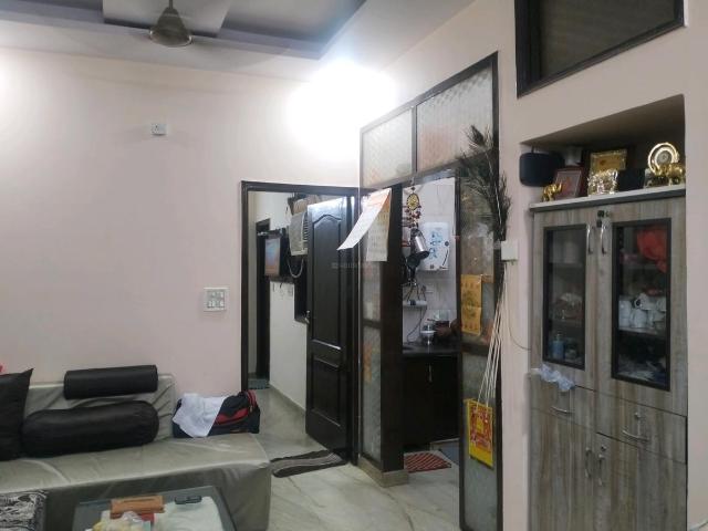 2 BHK Independent Builder Floor in Sector 24 Rohini for rent New Delhi. The reference number is 14758771