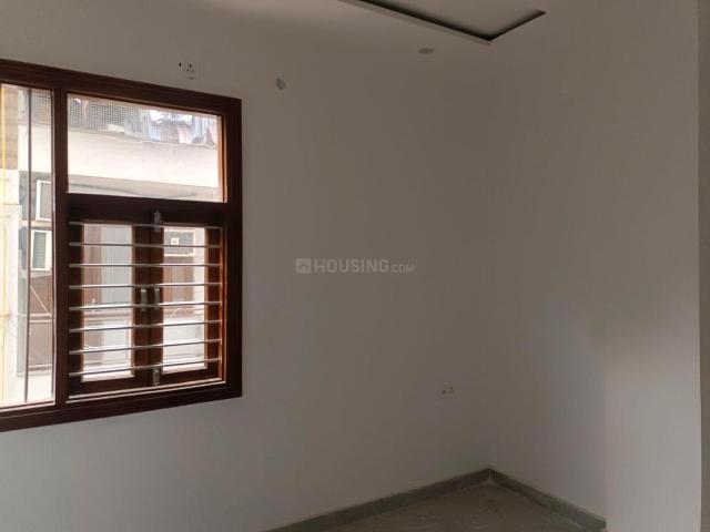 2 BHK Independent Builder Floor in Sector 24 Rohini for rent New Delhi. The reference number is 18549073