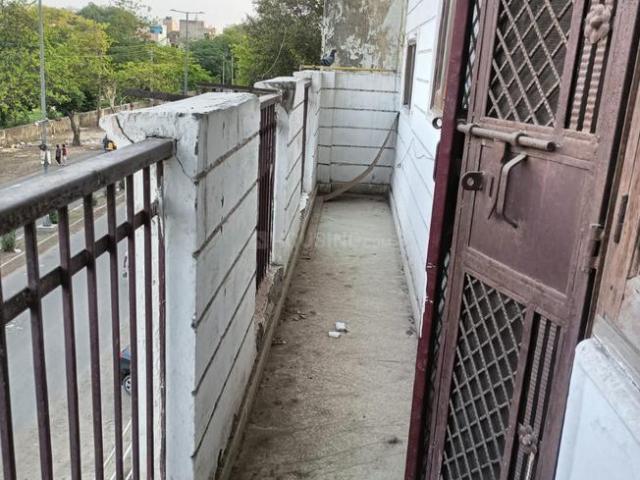 2 BHK Independent Builder Floor in Sector 24 Rohini for rent New Delhi. The reference number is 20321161