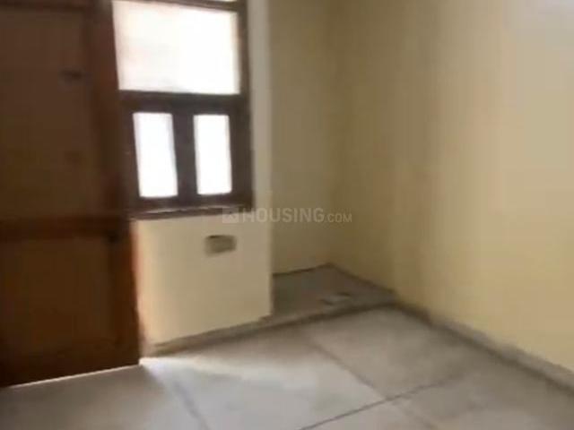 2 BHK Independent Builder Floor in Sector 24 Rohini for rent New Delhi. The reference number is 20629540