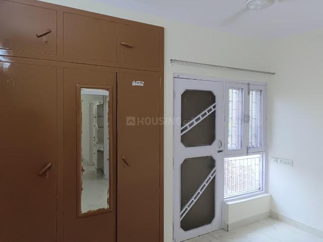 2 BHK Independent Builder Floor in Sector 24 Rohini for rent New Delhi. The reference number is 21066580