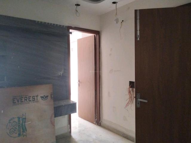2 BHK Independent Builder Floor in Sector 24 Rohini for rent New Delhi. The reference number is 21273771