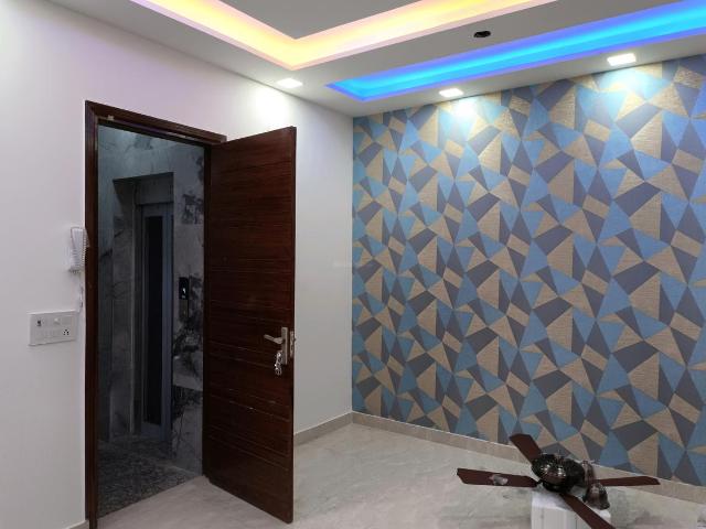2 BHK Independent Builder Floor in Sector 24 Rohini for resale New Delhi. The reference number is 13717496