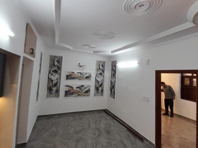 2 BHK Independent Builder Floor in Sector 24 Rohini for resale New Delhi. The reference number is 20136027