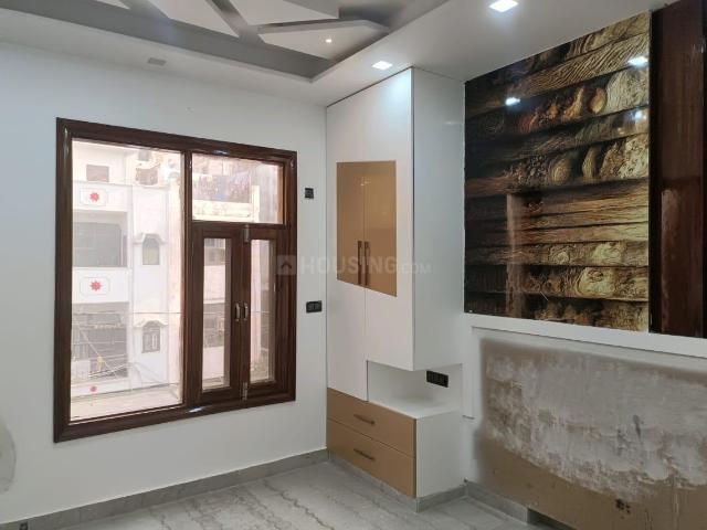 2 BHK Independent Builder Floor in Sector 24 Rohini for resale New Delhi. The reference number is 21105106
