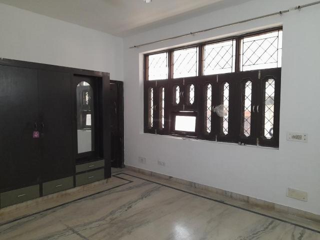 2 BHK Independent Builder Floor in Sector 31 for rent Gurgaon. The reference number is 20177554
