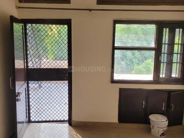 2 BHK Independent Builder Floor in Sector 31 for rent Gurgaon. The reference number is 20456589