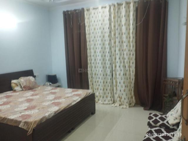 2 BHK Independent Builder Floor in Sector 31 for rent Gurgaon. The reference number is 21116667