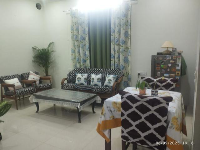 2 BHK Independent Builder Floor in Sector 31 for rent Gurgaon. The reference number is 21225967