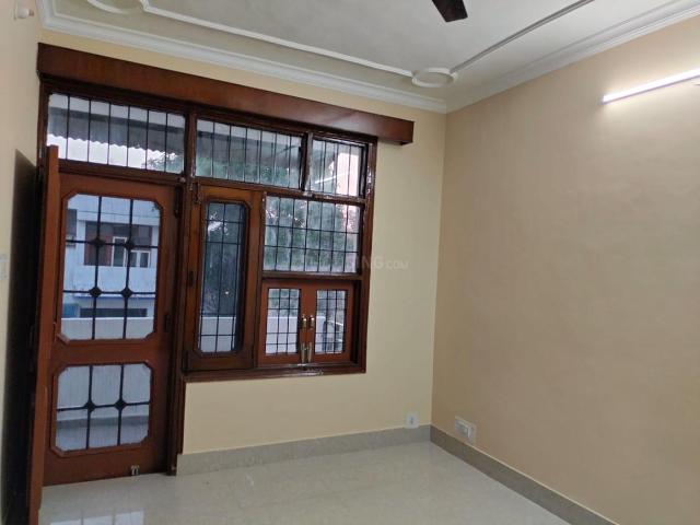 2 BHK Independent Builder Floor in Sector 38 for rent Chandigarh. The reference number is 16884469