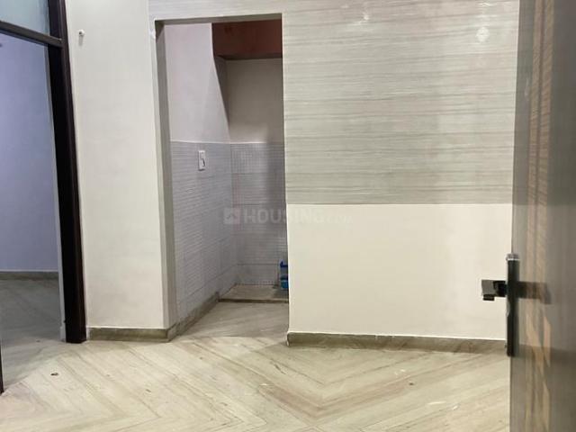 2 BHK Independent Builder Floor in Sector 3 Rohini for rent New Delhi. The reference number is 18071253