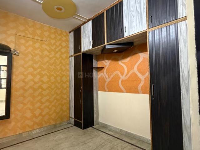 2 BHK Independent Builder Floor in Sector 3 Rohini for rent New Delhi. The reference number is 20892056