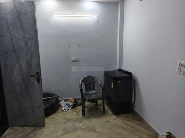 2 BHK Independent Builder Floor in Sector 3 Rohini for rent New Delhi. The reference number is 20369618