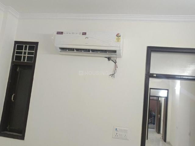 2 BHK Independent Builder Floor in Shadipur for rent New Delhi. The reference number is 20865685