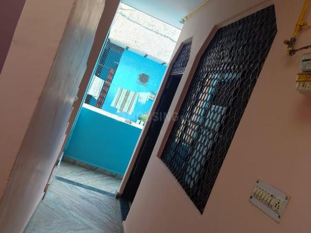 2 BHK Independent Builder Floor in Shahdara for rent New Delhi. The reference number is 14857661