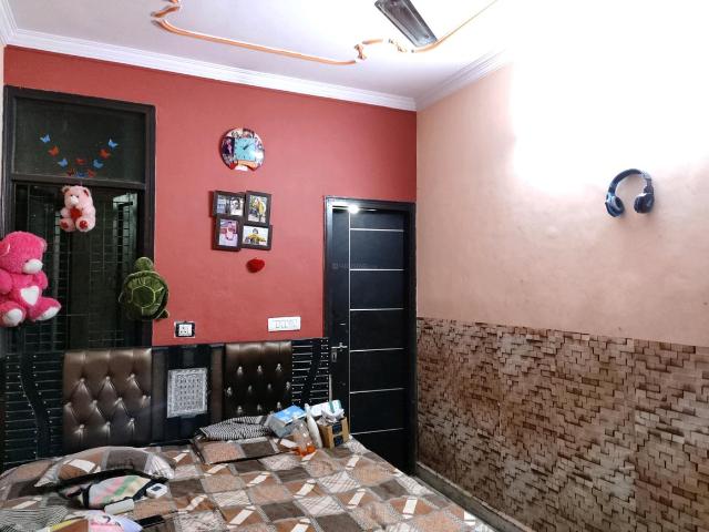 2 BHK Independent Builder Floor in Shakti Nagar for resale New Delhi. The reference number is 6963058