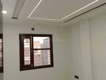 2 BHK Independent Builder Floor in Shakurpur for resale New Delhi. The reference number is 19443105