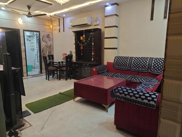 2 BHK Independent Builder Floor in Shalimar Bagh for rent New Delhi. The reference number is 16510940