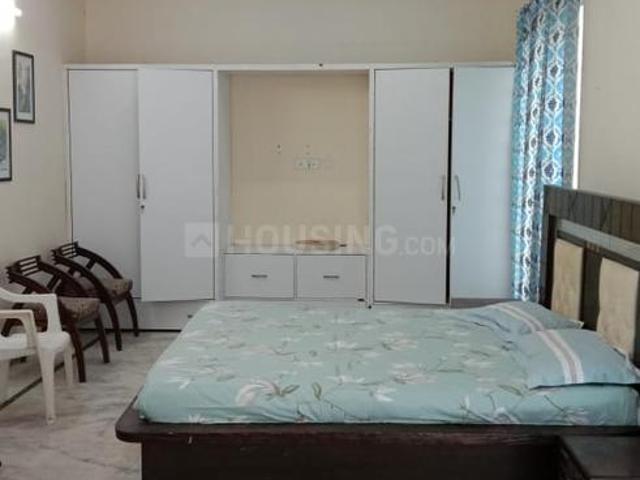 2 BHK Independent Builder Floor in Shalimar Bagh for rent New Delhi. The reference number is 19895421