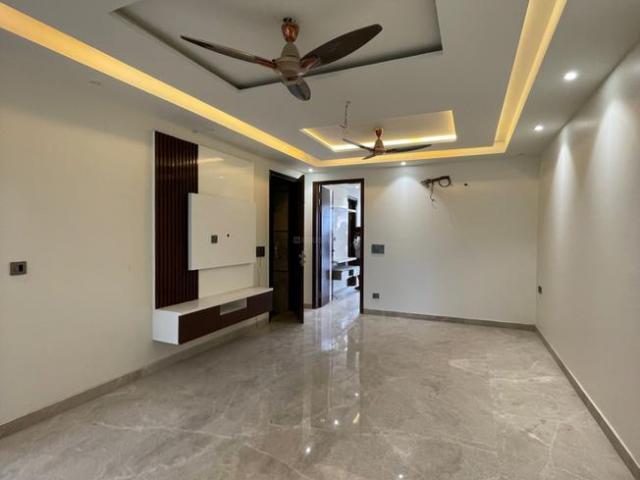 2 BHK Independent Builder Floor in Shalimar Bagh for rent New Delhi. The reference number is 10063119