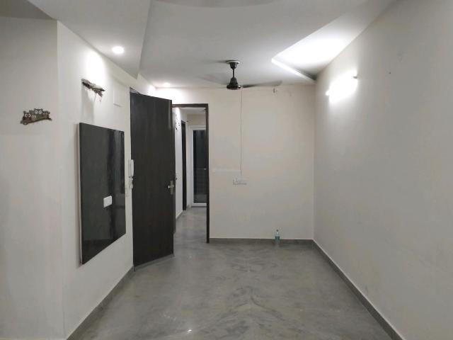 2 BHK Independent Builder Floor in Shalimar Bagh for rent New Delhi. The reference number is 20561920
