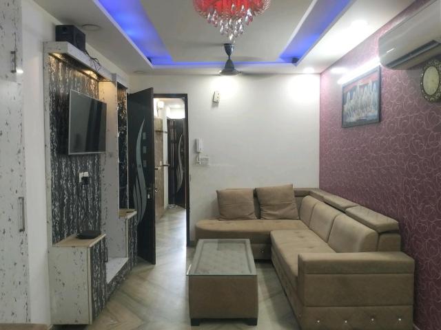 2 BHK Independent Builder Floor in Shalimar Bagh for rent New Delhi. The reference number is 21142340